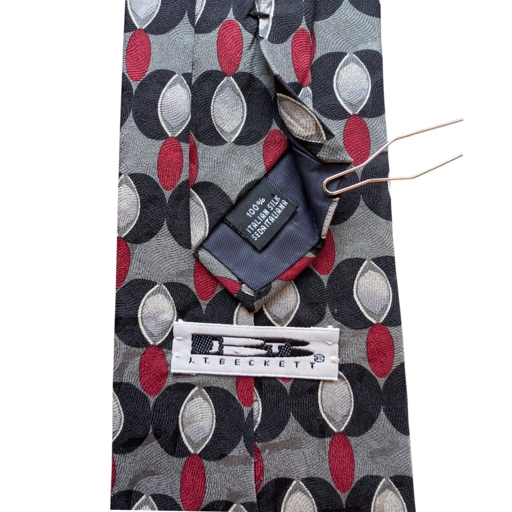 JT Beckett Geometric Silk Tie Grey Black‎ Red Italian Silk Necktie L57.5" W4" - Picture 5 of 8